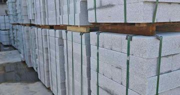 龙岩芝麻白路牙石，路侧石