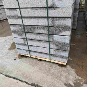 龙岩芙蓉白路牙石，马路牙子